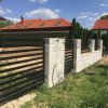 Letisztult és modern kovácsoltvas kerítés
