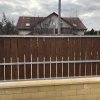 Vörösfenyő fakerítés belső része